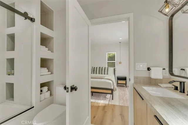 $3,990,000 | 266 Mabery Road, Santa Monica, CA 90402