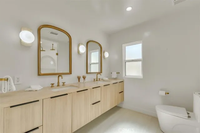 $3,990,000 | 266 Mabery Road, Santa Monica, CA 90402