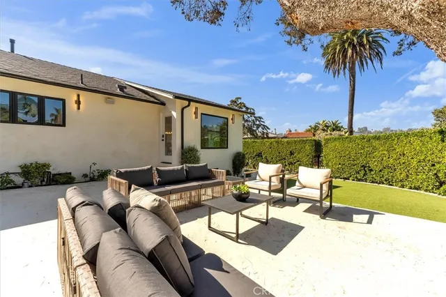 $3,990,000 | 266 Mabery Road, Santa Monica, CA 90402