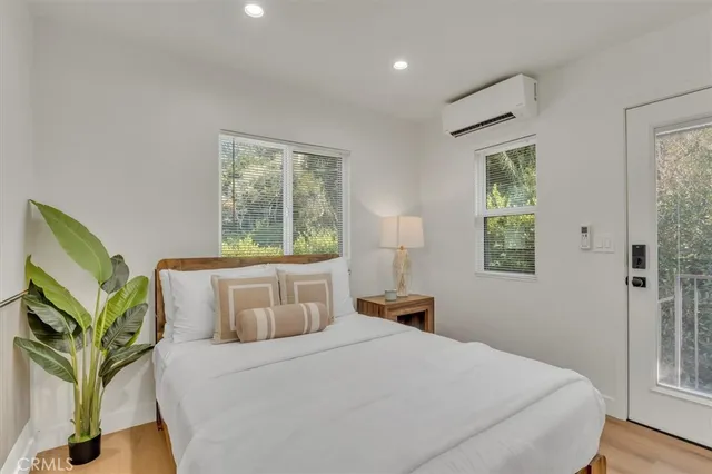 $3,990,000 | 266 Mabery Road, Santa Monica, CA 90402