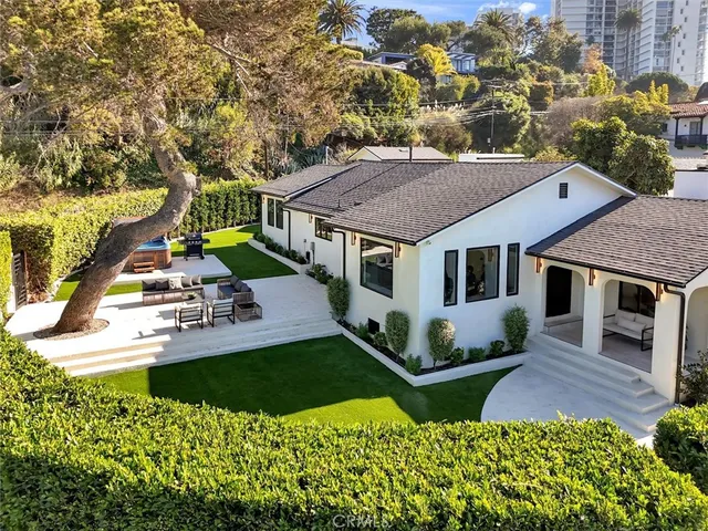 $3,990,000 | 266 Mabery Road, Santa Monica, CA 90402