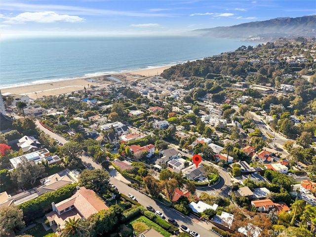 $3,990,000 | 266 Mabery Road, Santa Monica, CA 90402
