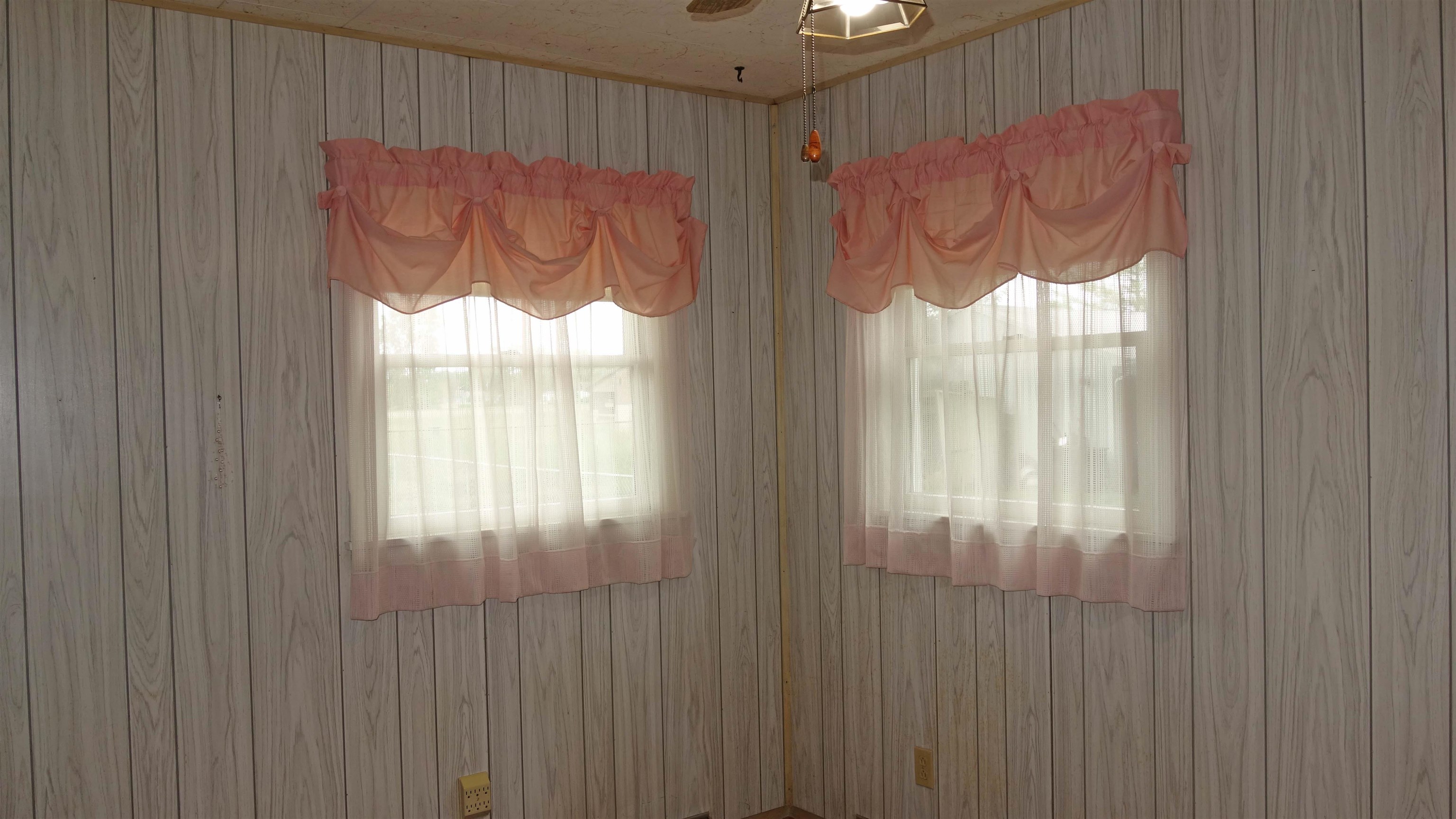 3857 Peet Road New Lothrop, MI 48460 - Photo 15 of 32 50145812-4725d67c-96eb-4b44-95c6-1529e84edb62.JPG