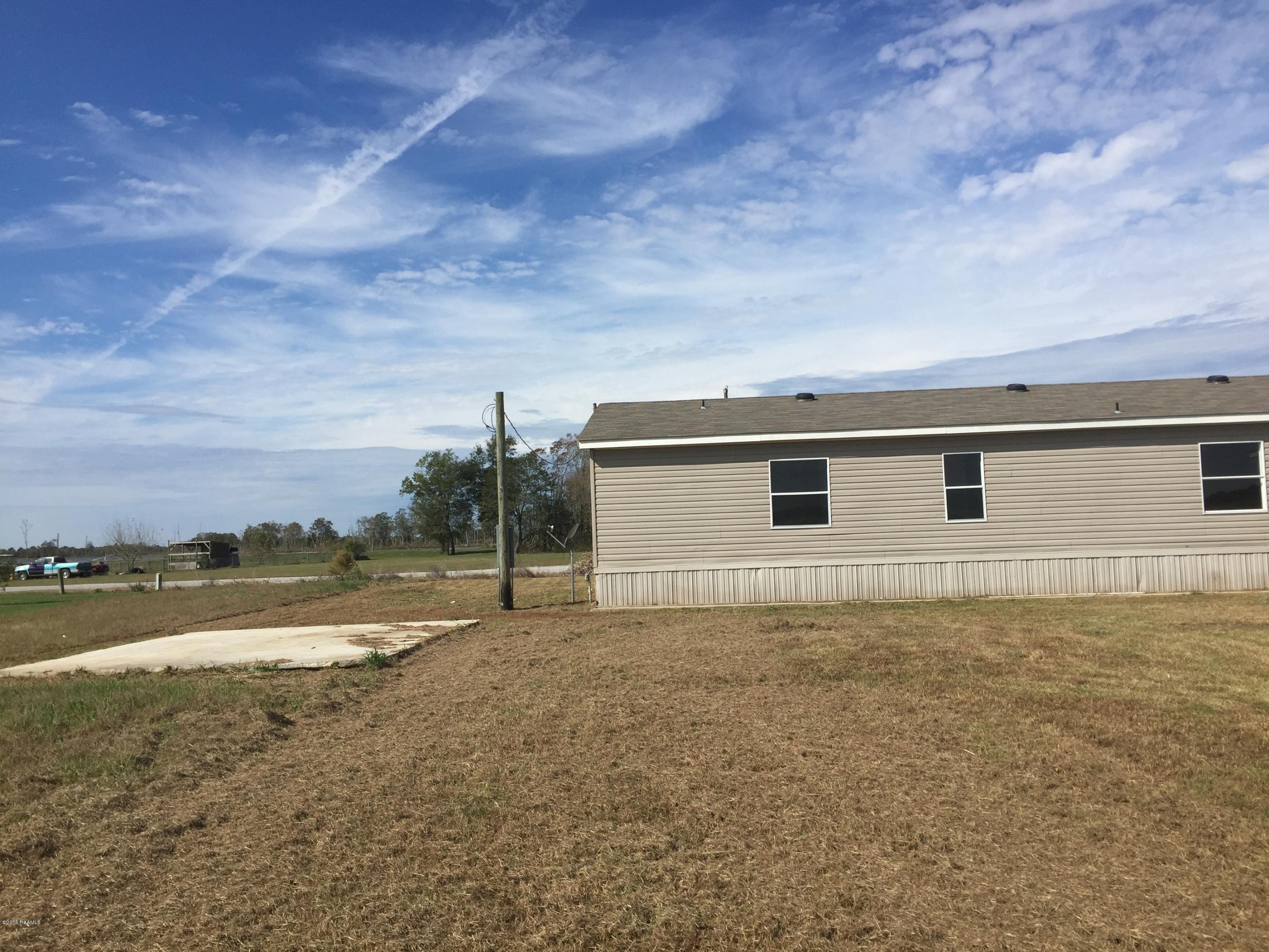1041 Community Loop Basile, LA 70515 - Photo 4 of 14 11.13.15 030