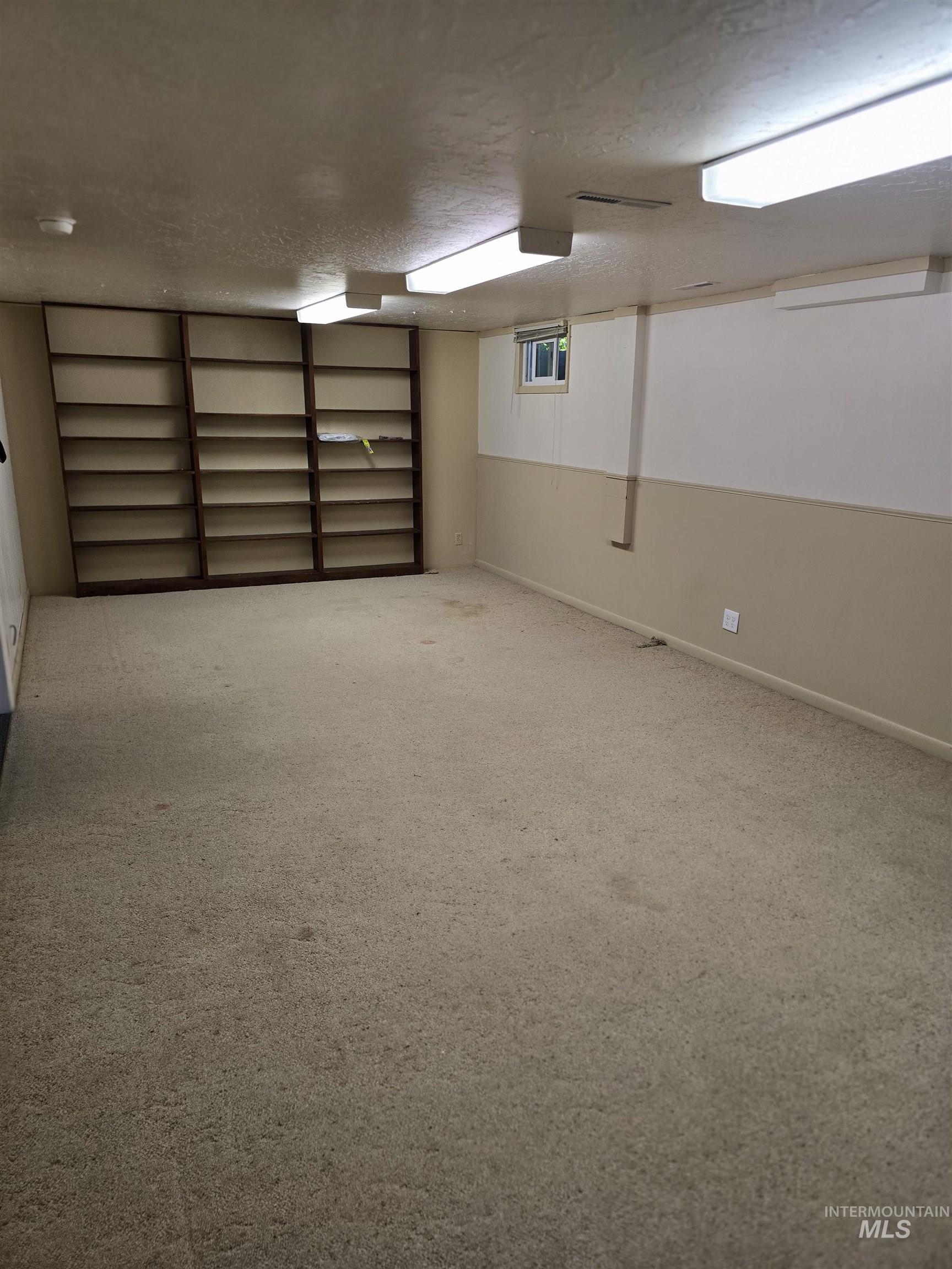 1818 Granada Drive Twin Falls, ID 83301 - Photo 15 of 16 Downstairs family room