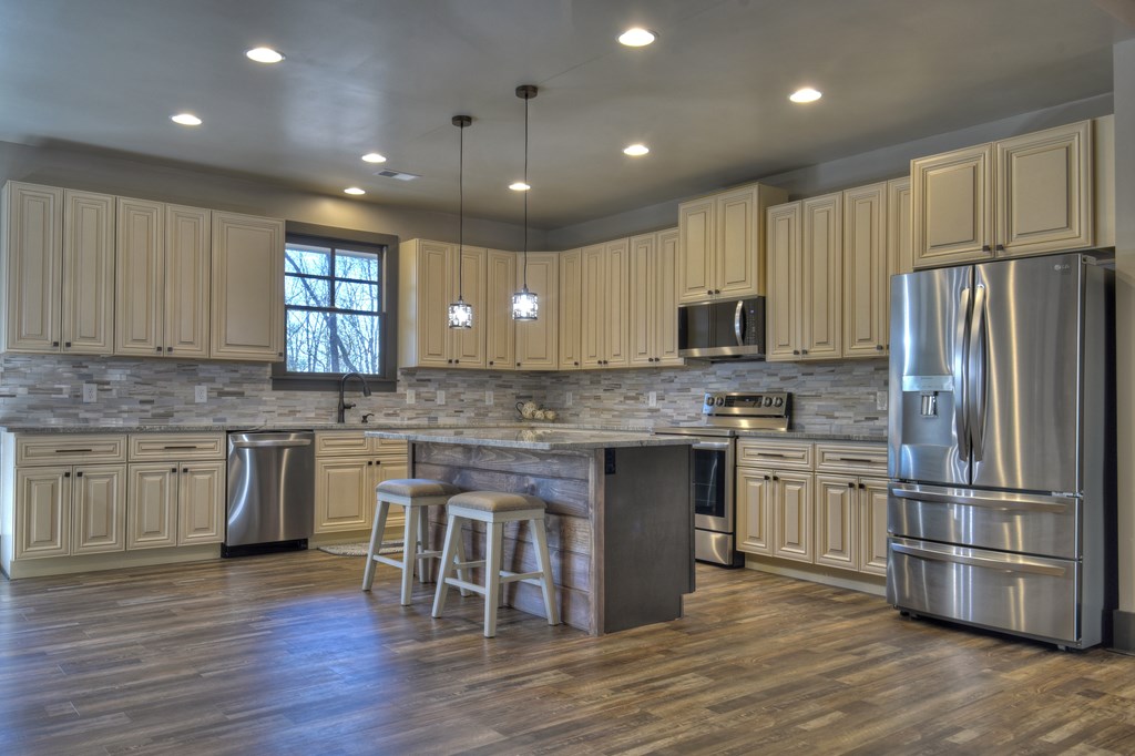 237 Doll Mountain Road Ellijay, GA 30540 - Photo 15 of 45 Open kitchen area
