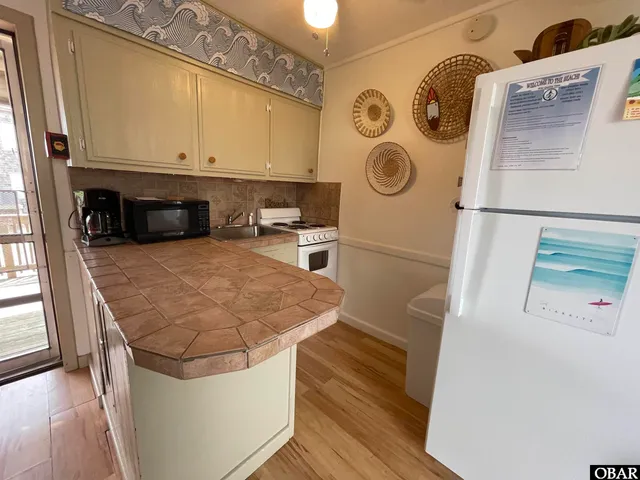 $210,000 | 56821 North Carolina Highway 12, Unit 32, Hatteras, NC 27943