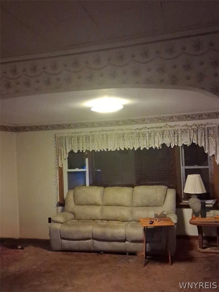 6342 Campbell Boulevard Pendleton, NY 14094 - Photo 6 of 10 Living room