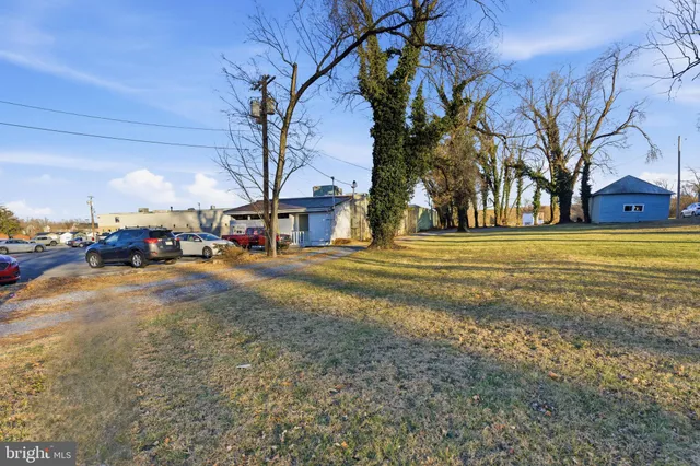 $60,000 | 48 Winchester Avenue, Martinsburg, WV 25401