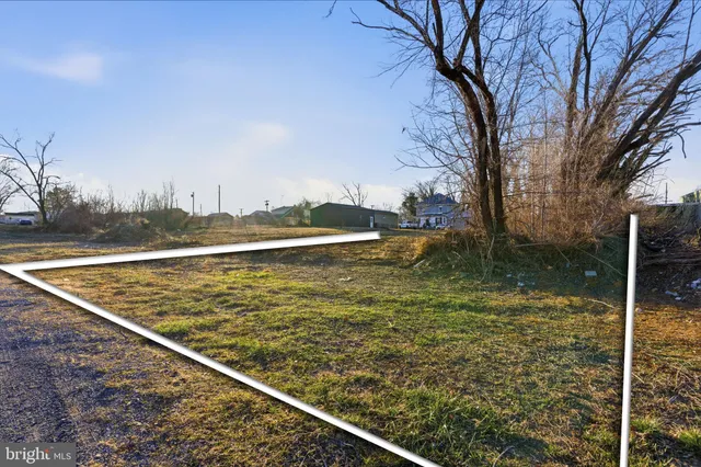 $60,000 | 48 Winchester Avenue, Martinsburg, WV 25401