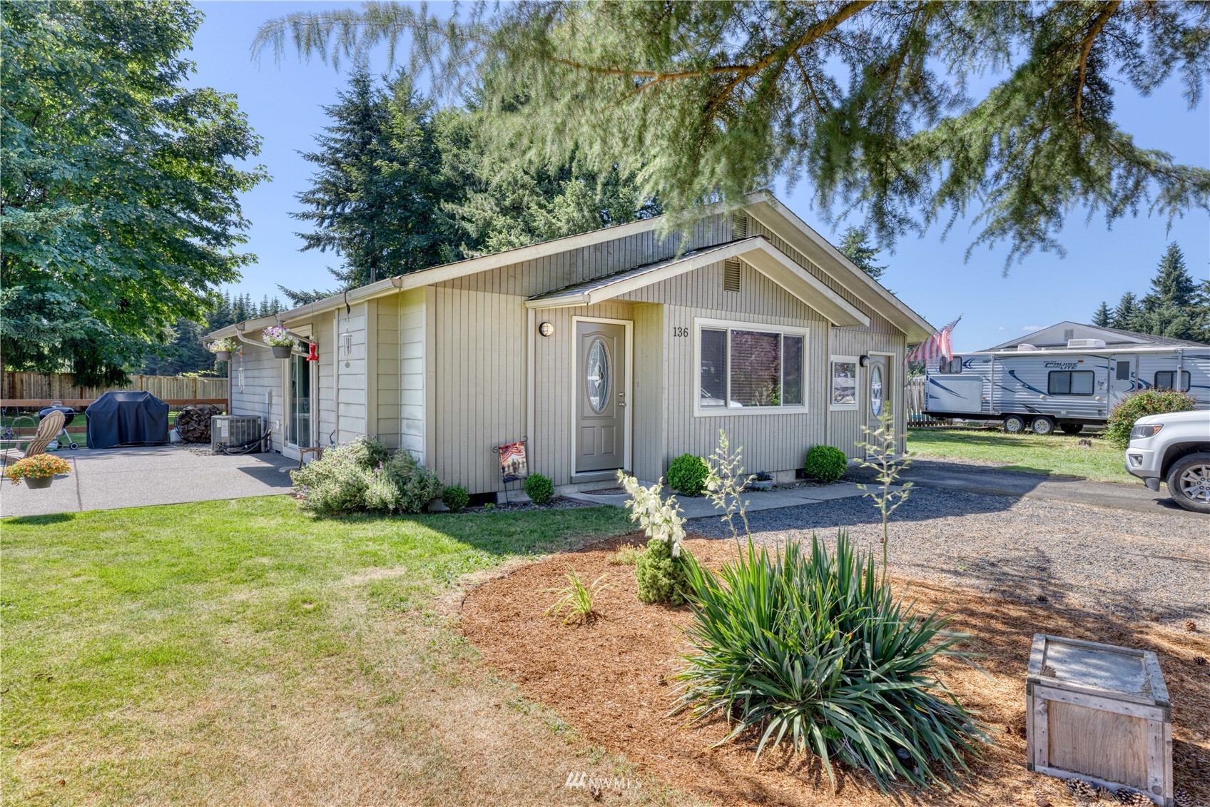 136 Valley Meadows Loop Chehalis, WA 98532 - Photo 2 of 28