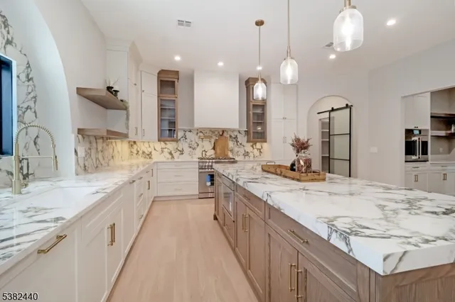 $2,998,000 | 9 1st Street, Florham Park, NJ 07932