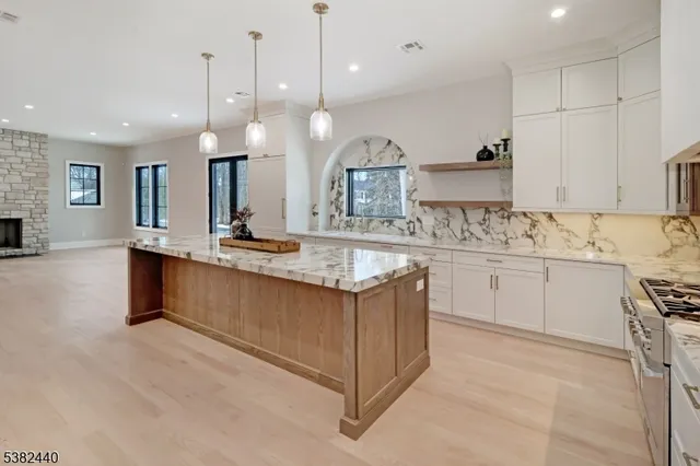 $2,998,000 | 9 1st Street, Florham Park, NJ 07932