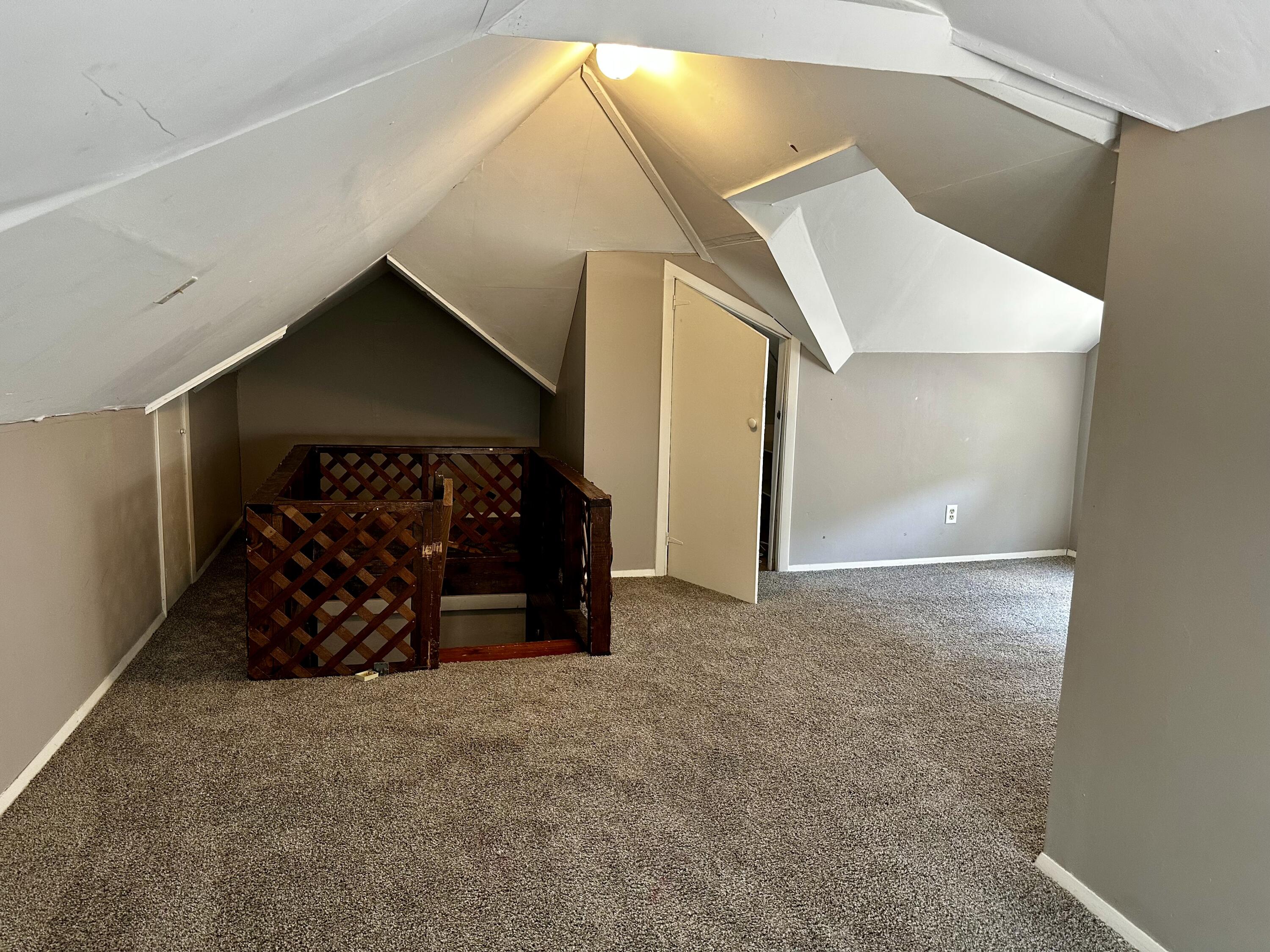 429 Davis Street Kalamazoo, MI 49007 - Photo 23 of 35 Unit 2 Bed #2(2)