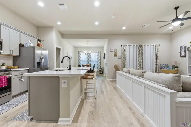 $269,900 | 32650 Flower Tree Court, Walker, LA 70785