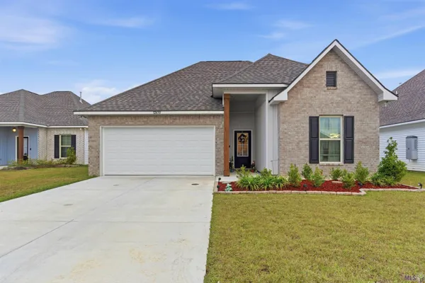 $254,900 | 32650 Flower Tree Court, Walker, LA 70785
