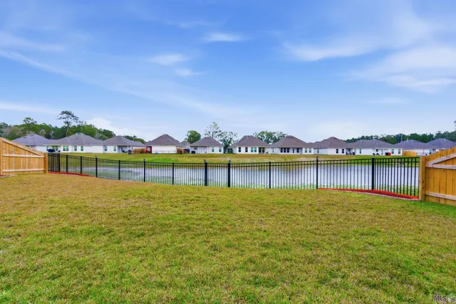 $269,900 | 32650 Flower Tree Court, Walker, LA 70785