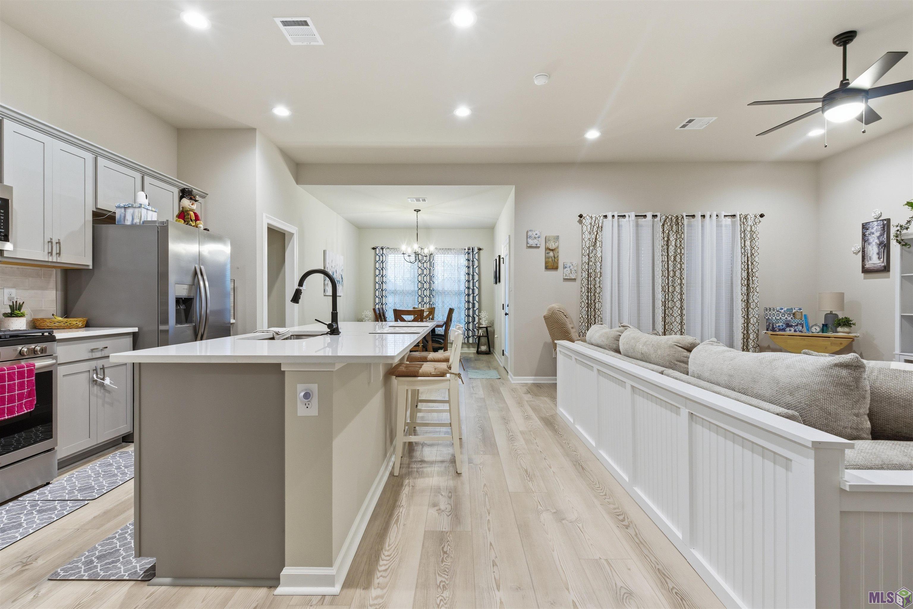 32650 Flower Tree Court Walker, LA 70785 - Photo 2 of 22