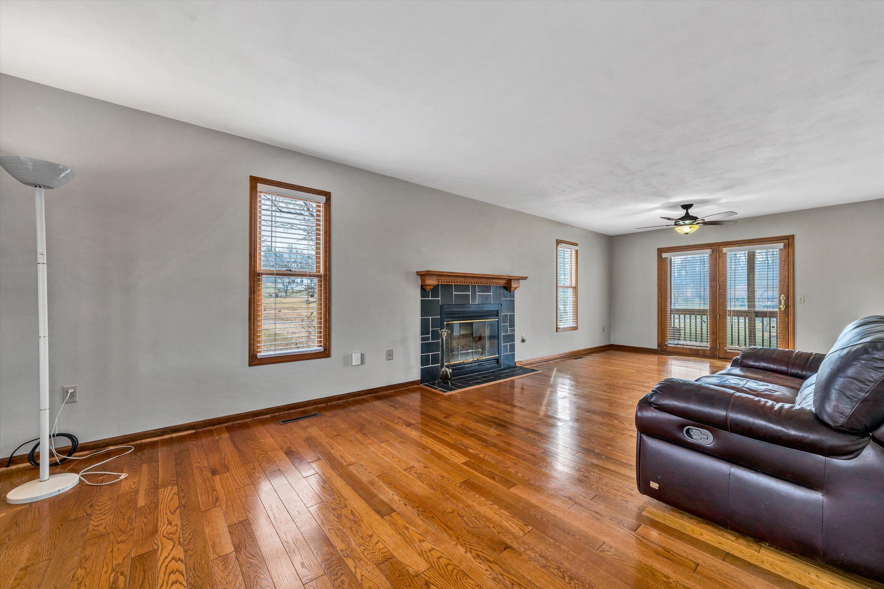 306 Wesley Road Daleville, VA 24083 - Photo 11 of 63 11-112020230025