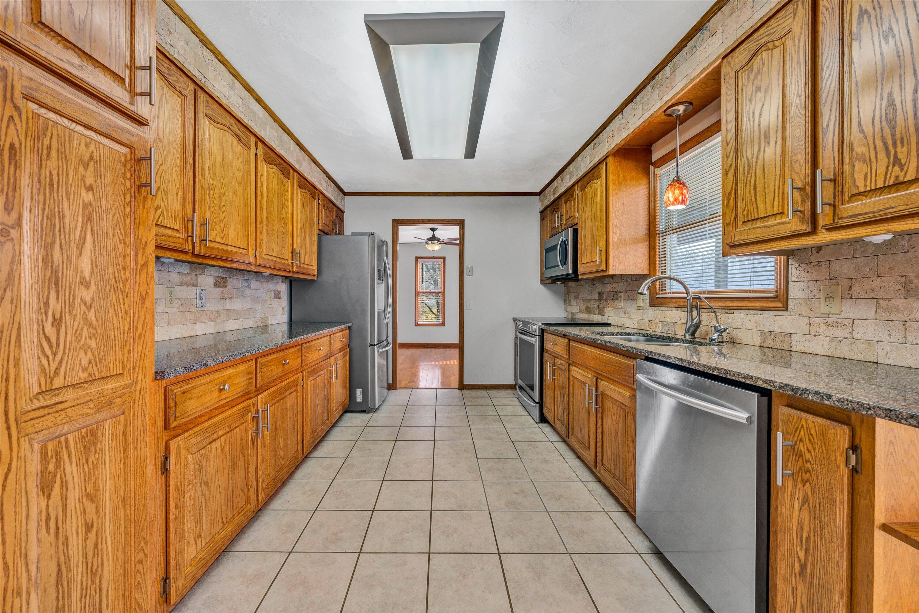 306 Wesley Road Daleville, VA 24083 - Photo 14 of 63 14-112020230006