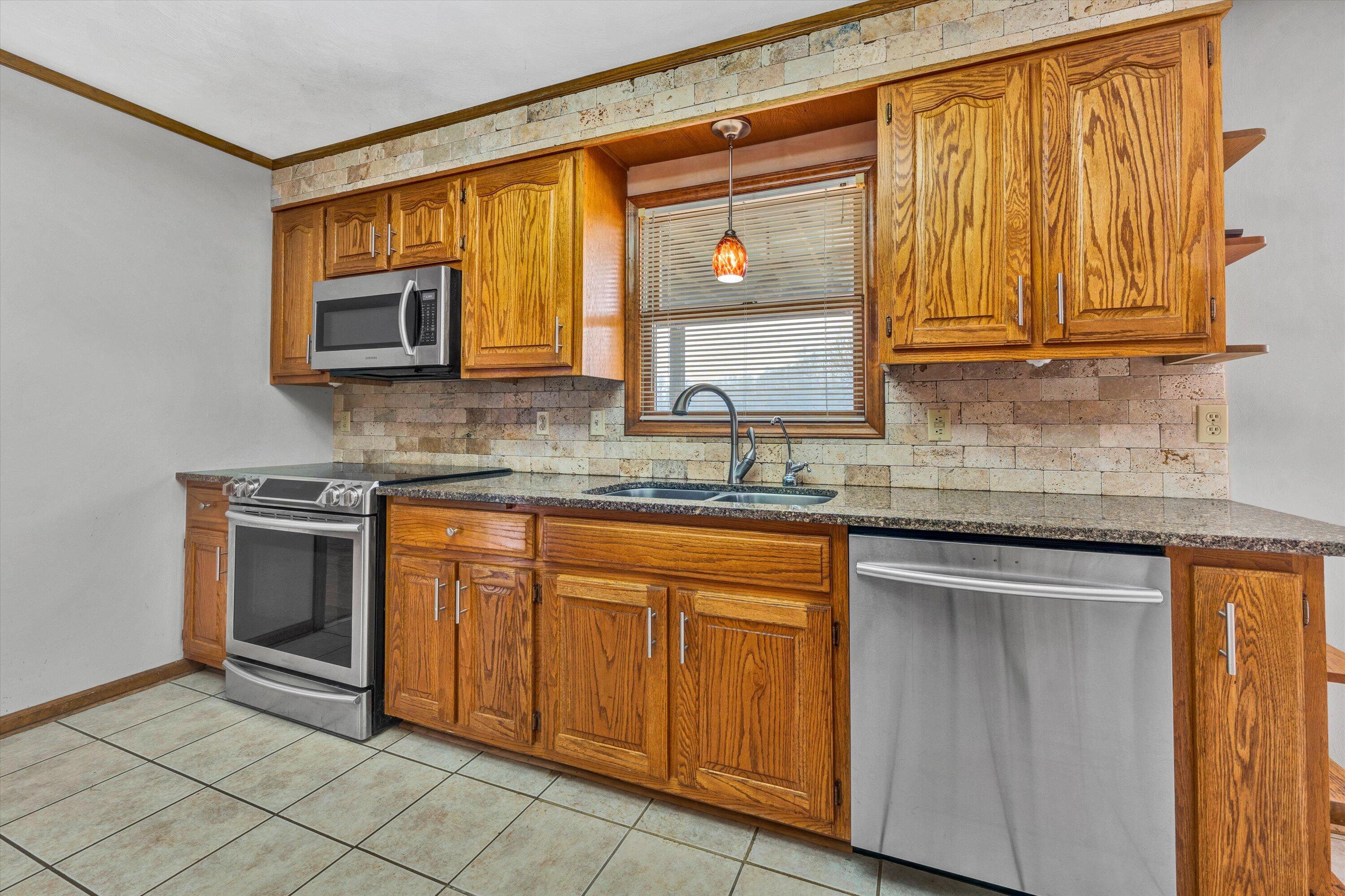 306 Wesley Road Daleville, VA 24083 - Photo 15 of 63 15-112020230007
