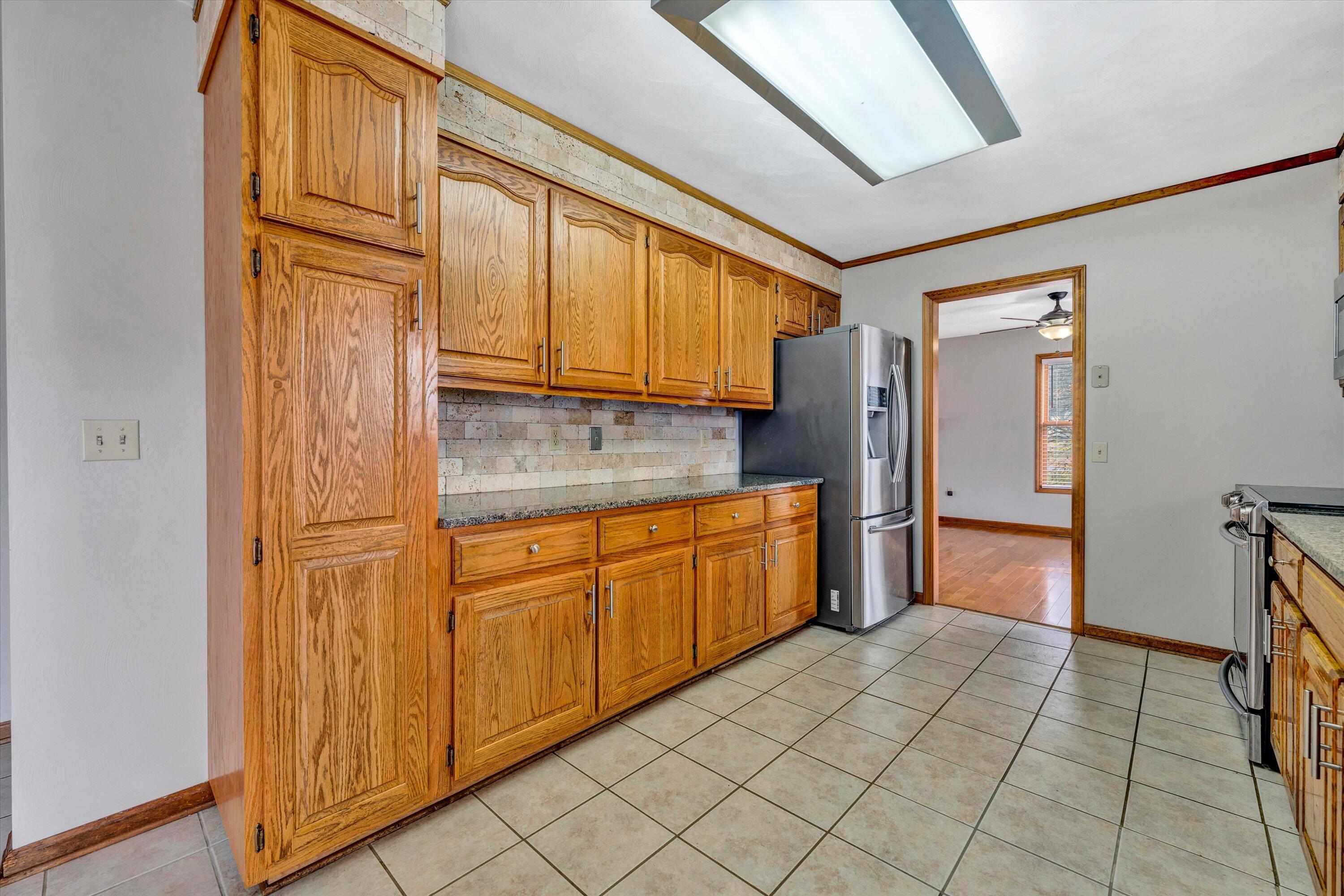 306 Wesley Road Daleville, VA 24083 - Photo 17 of 63 17-112020230009
