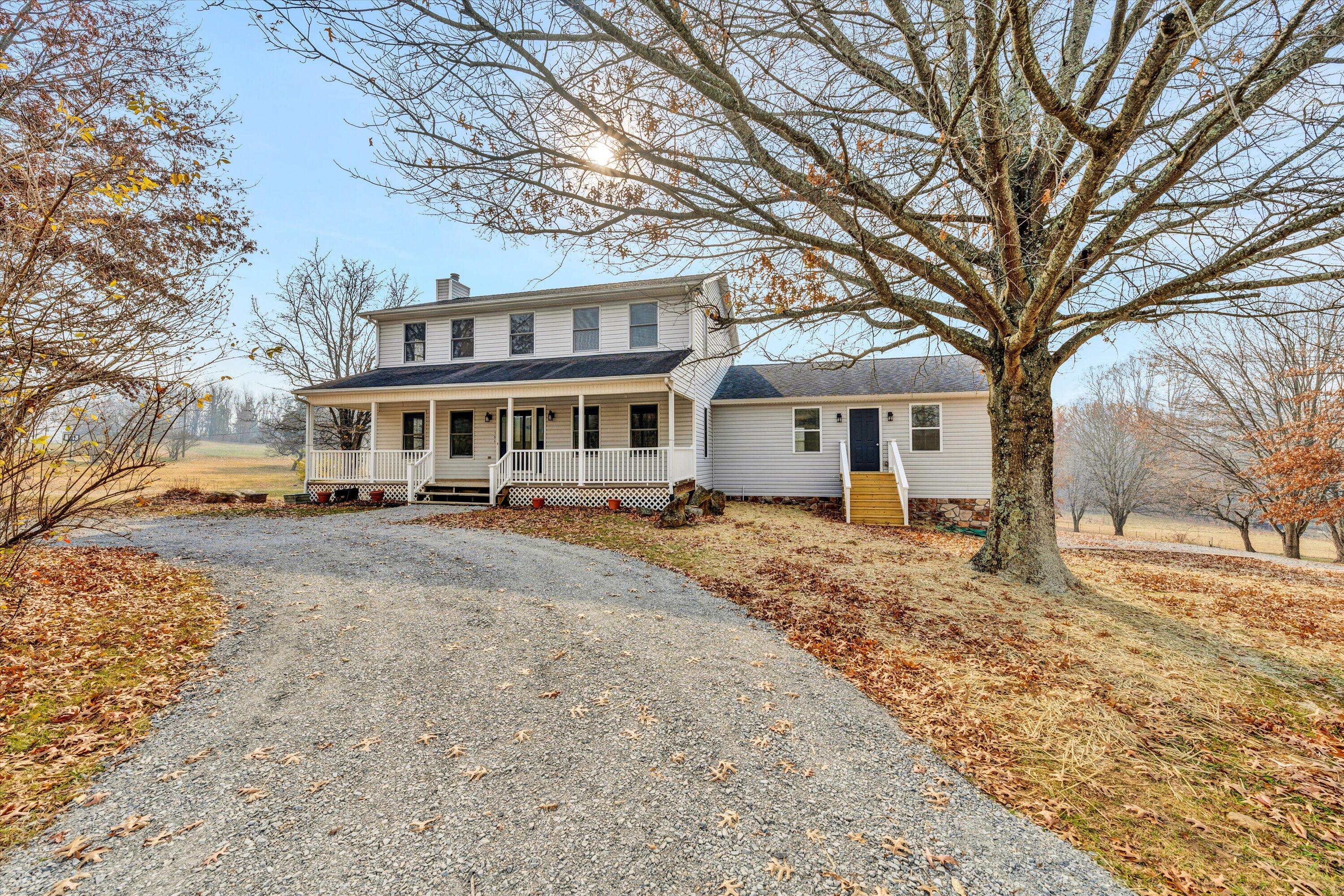 306 Wesley Road Daleville, VA 24083 - Photo 3 of 63 03-112020230056