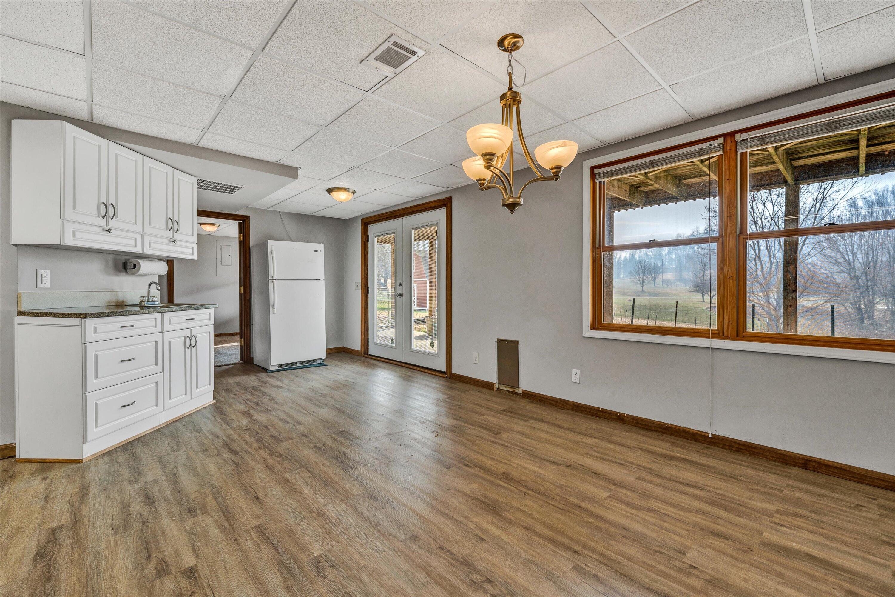 306 Wesley Road Daleville, VA 24083 - Photo 38 of 63 38-112020230031