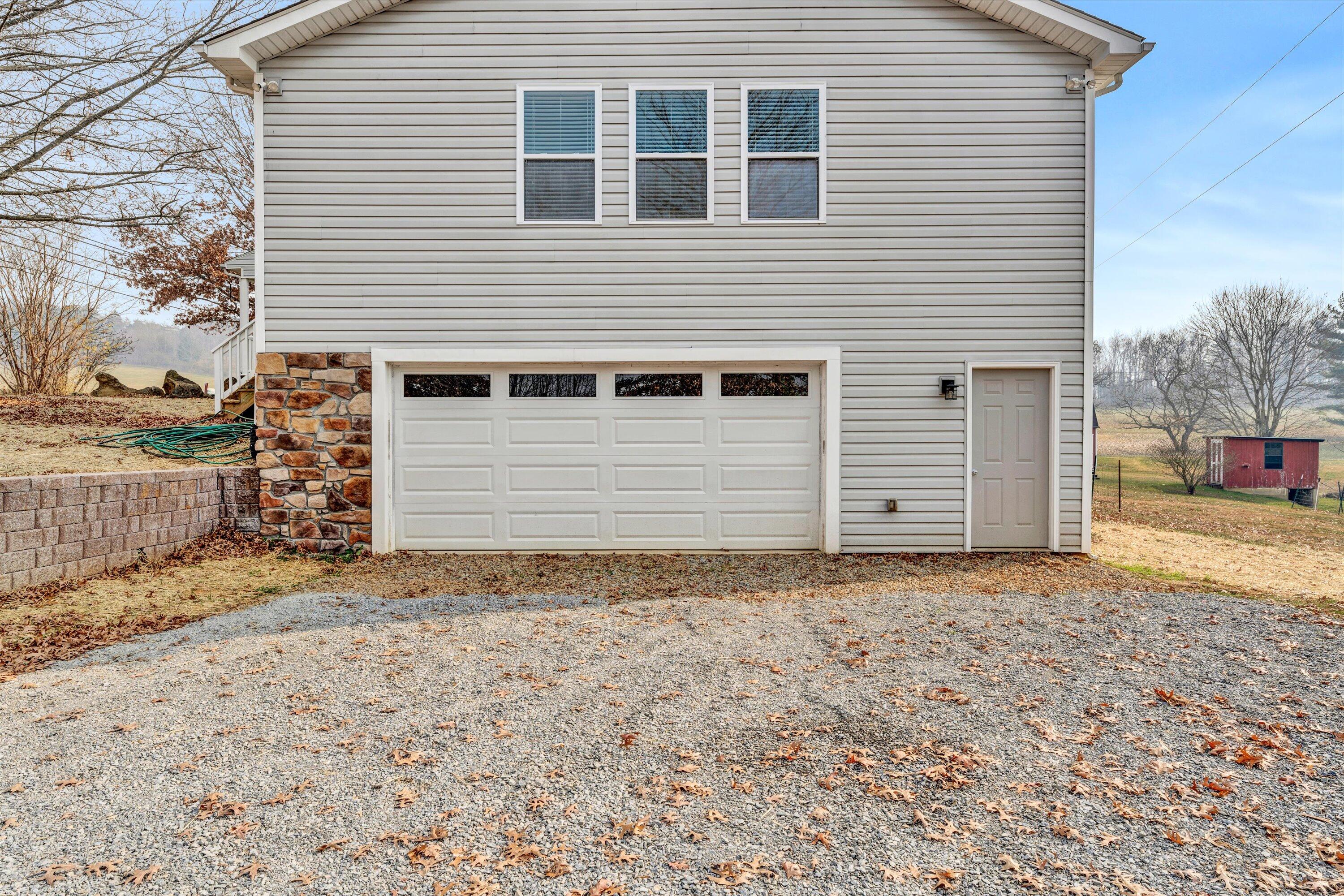 306 Wesley Road Daleville, VA 24083 - Photo 48 of 63 48-112020230048