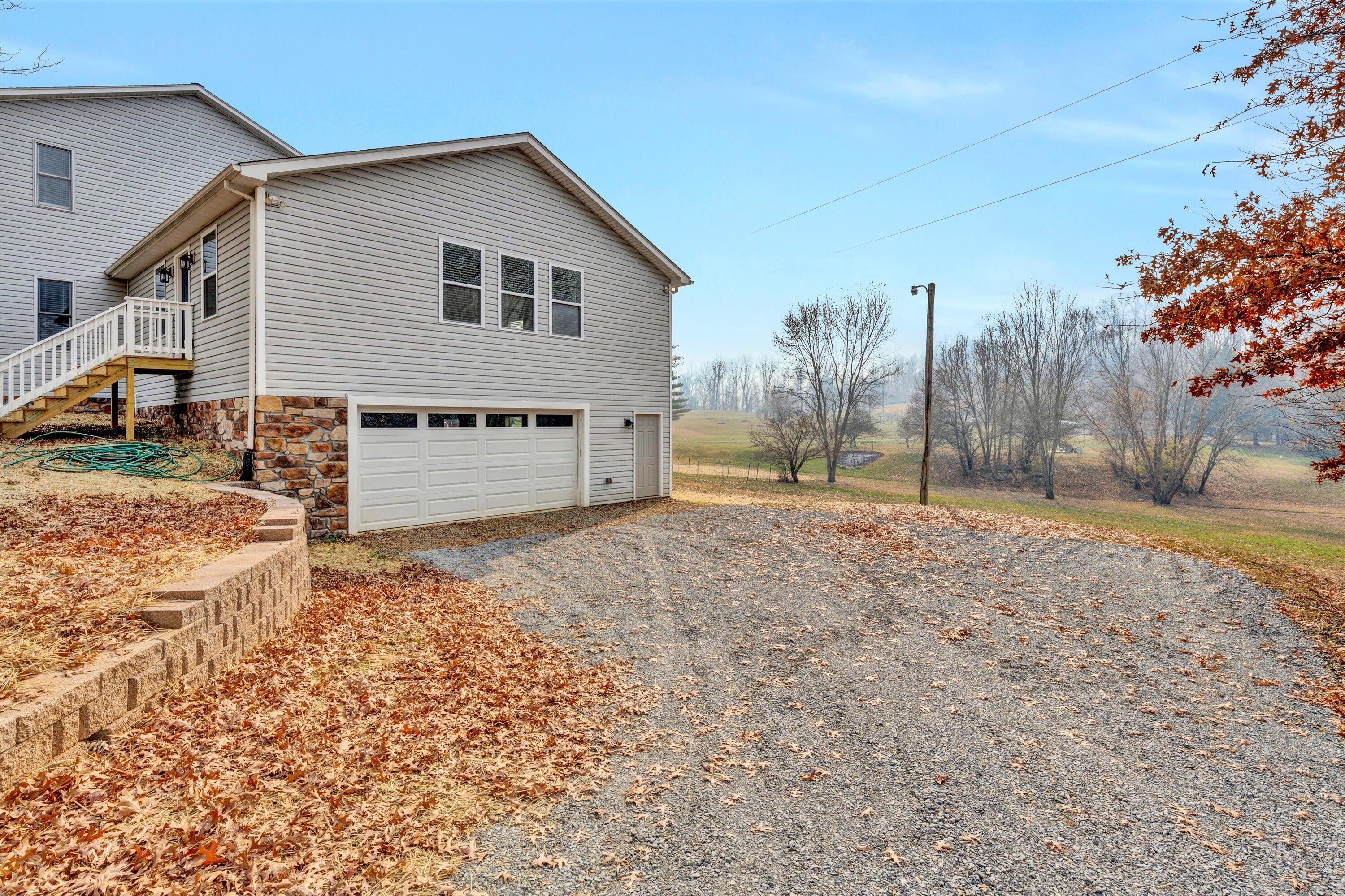 306 Wesley Road Daleville, VA 24083 - Photo 56 of 63 56-112020230049