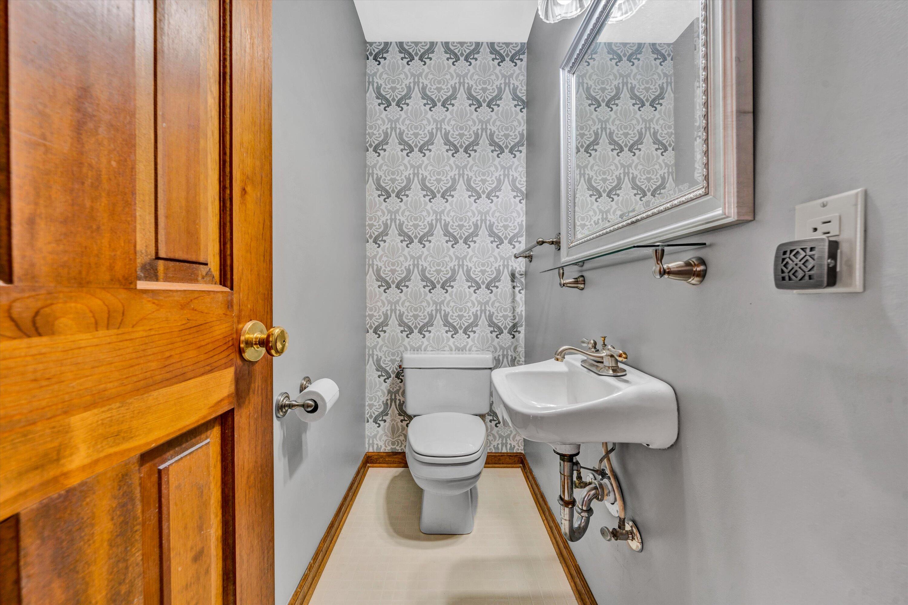 306 Wesley Road Daleville, VA 24083 - Photo 10 of 63 10-112020230004