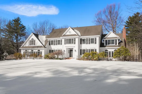 $1,737,500 | 69 Exeter Road, North Hampton, NH 03862