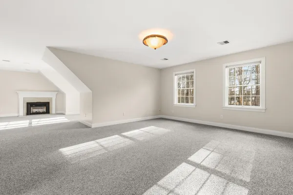 $1,737,500 | 69 Exeter Road, North Hampton, NH 03862
