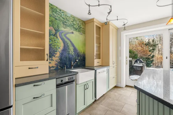 $1,737,500 | 69 Exeter Road, North Hampton, NH 03862