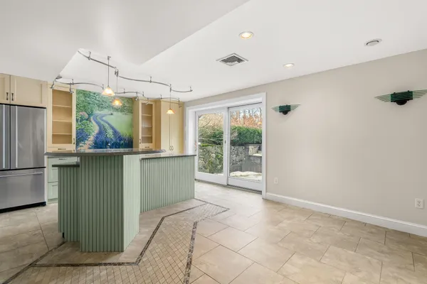 $1,737,500 | 69 Exeter Road, North Hampton, NH 03862