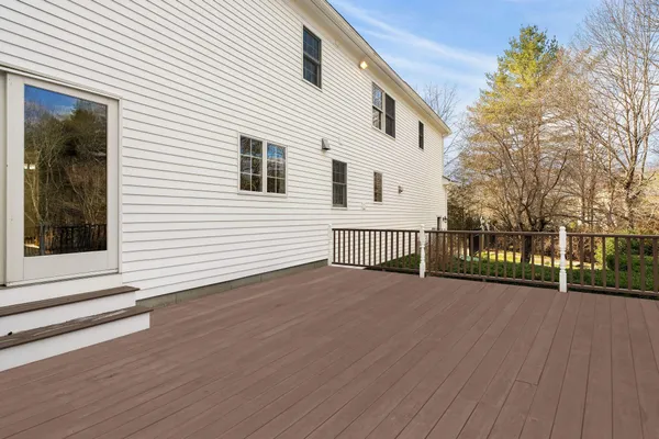 $1,737,500 | 69 Exeter Road, North Hampton, NH 03862