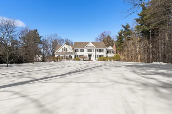 $1,737,500 | 69 Exeter Road, North Hampton, NH 03862