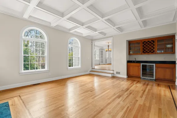 $1,737,500 | 69 Exeter Road, North Hampton, NH 03862