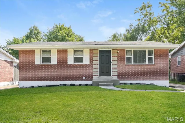 $1,420 | 1376 Cove Lane, St. Louis, MO 63138