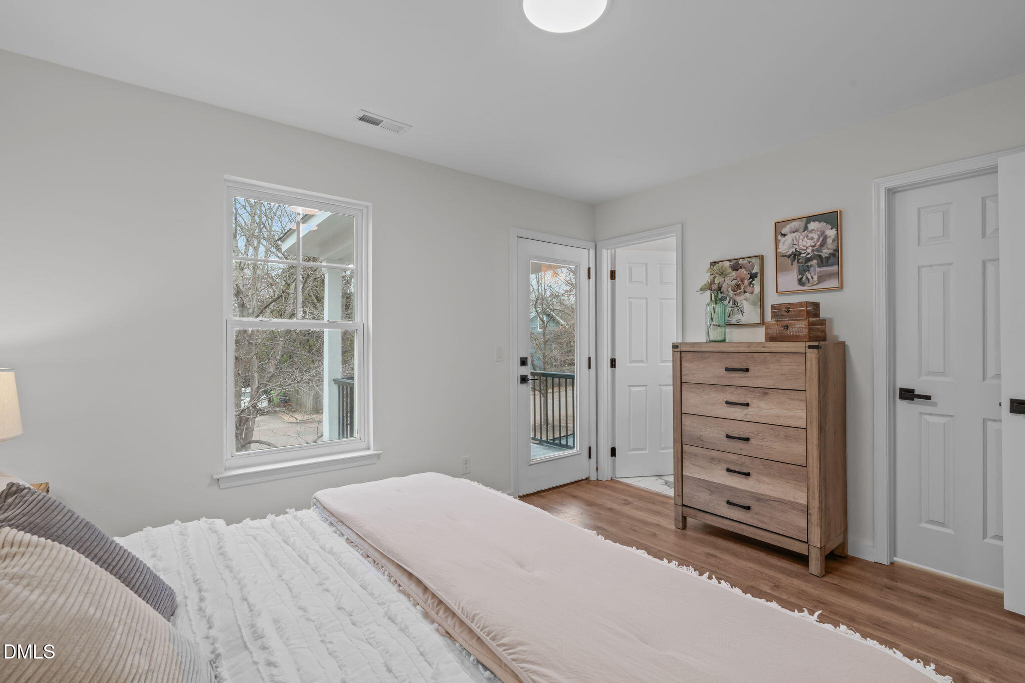 309 Cooke Street Raleigh, NC 27601 - Photo 22 of 37 A-20