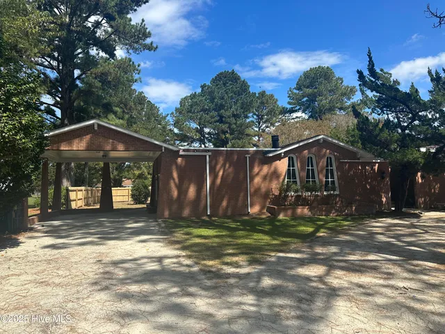 $2,000 | 106 Lake Drive, Washington, NC 27889