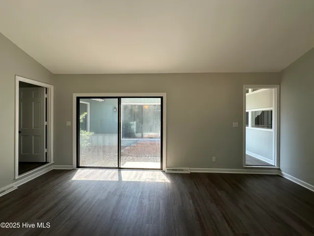 $2,000 | 106 Lake Drive, Washington, NC 27889