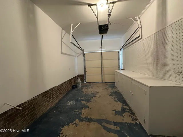 $2,000 | 106 Lake Drive, Washington, NC 27889