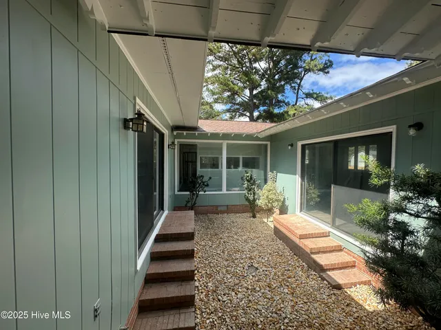 $2,000 | 106 Lake Drive, Washington, NC 27889