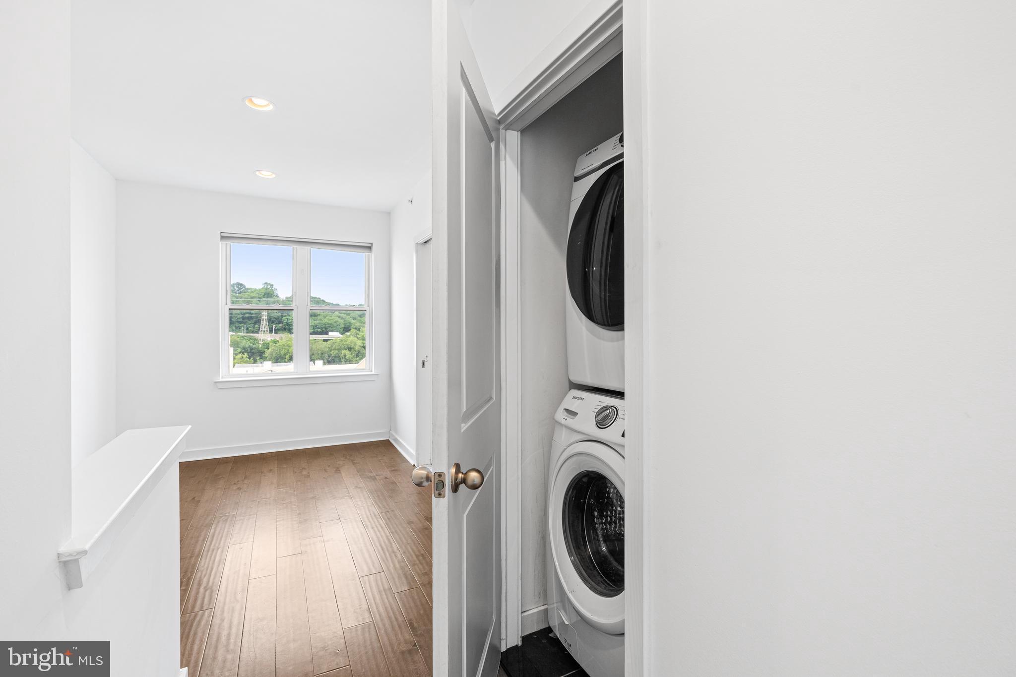 4118 Tower Street Philadelphia, PA 19127 - Photo 16 of 32 3rd Floor Laundry