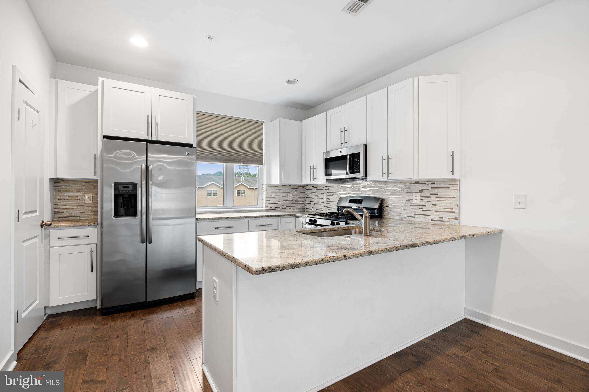 4118 Tower Street Philadelphia, PA 19127 - Photo 5 of 32 Kitchen