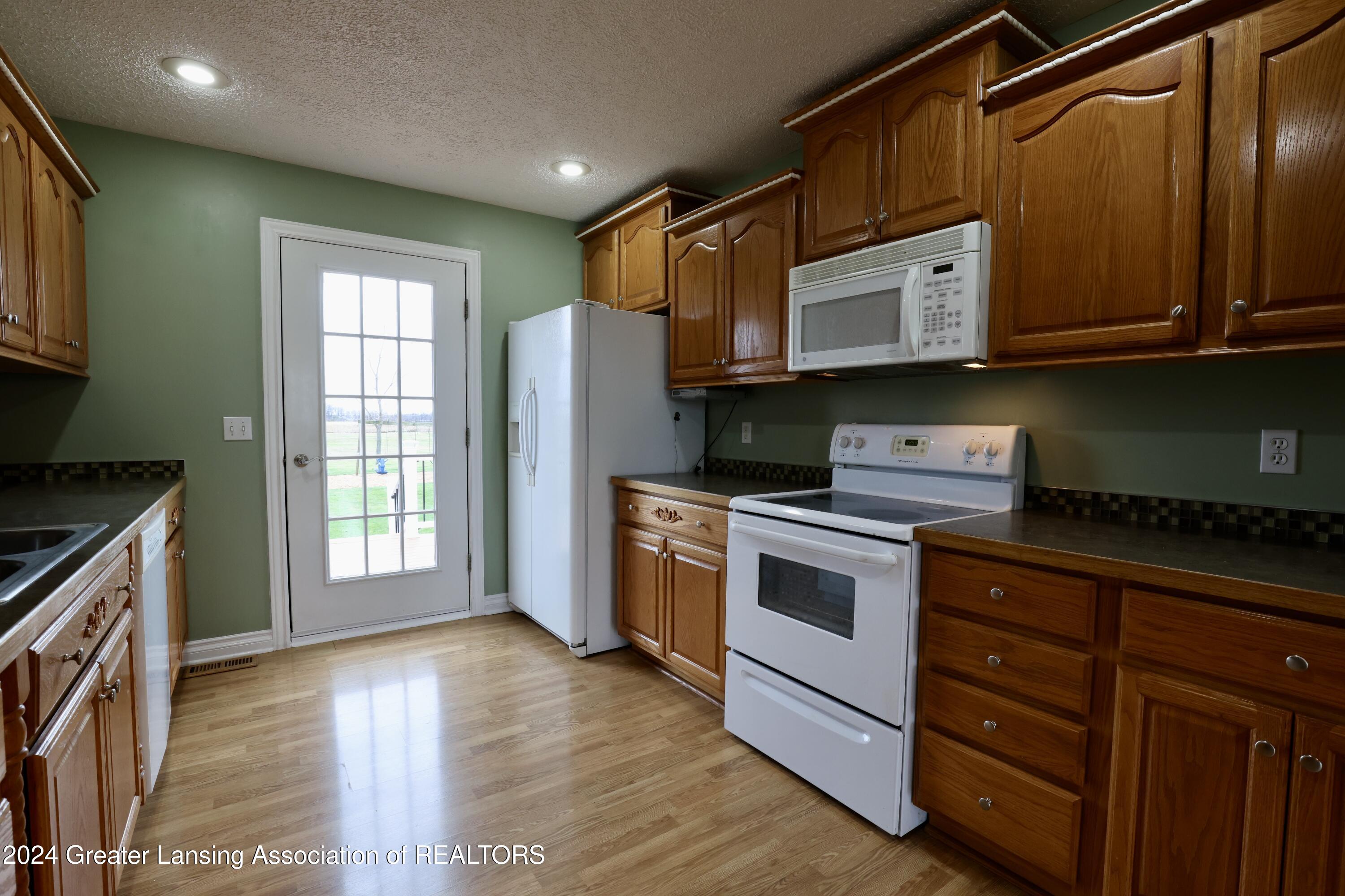 7930 South Francis Road Dewitt, MI 48820 - Photo 17 of 53 5G1A5084
