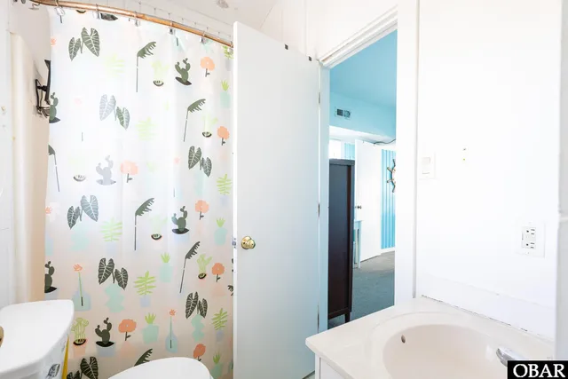 $590,000 | 744 East Sandpiper Court, Corolla, NC 27927