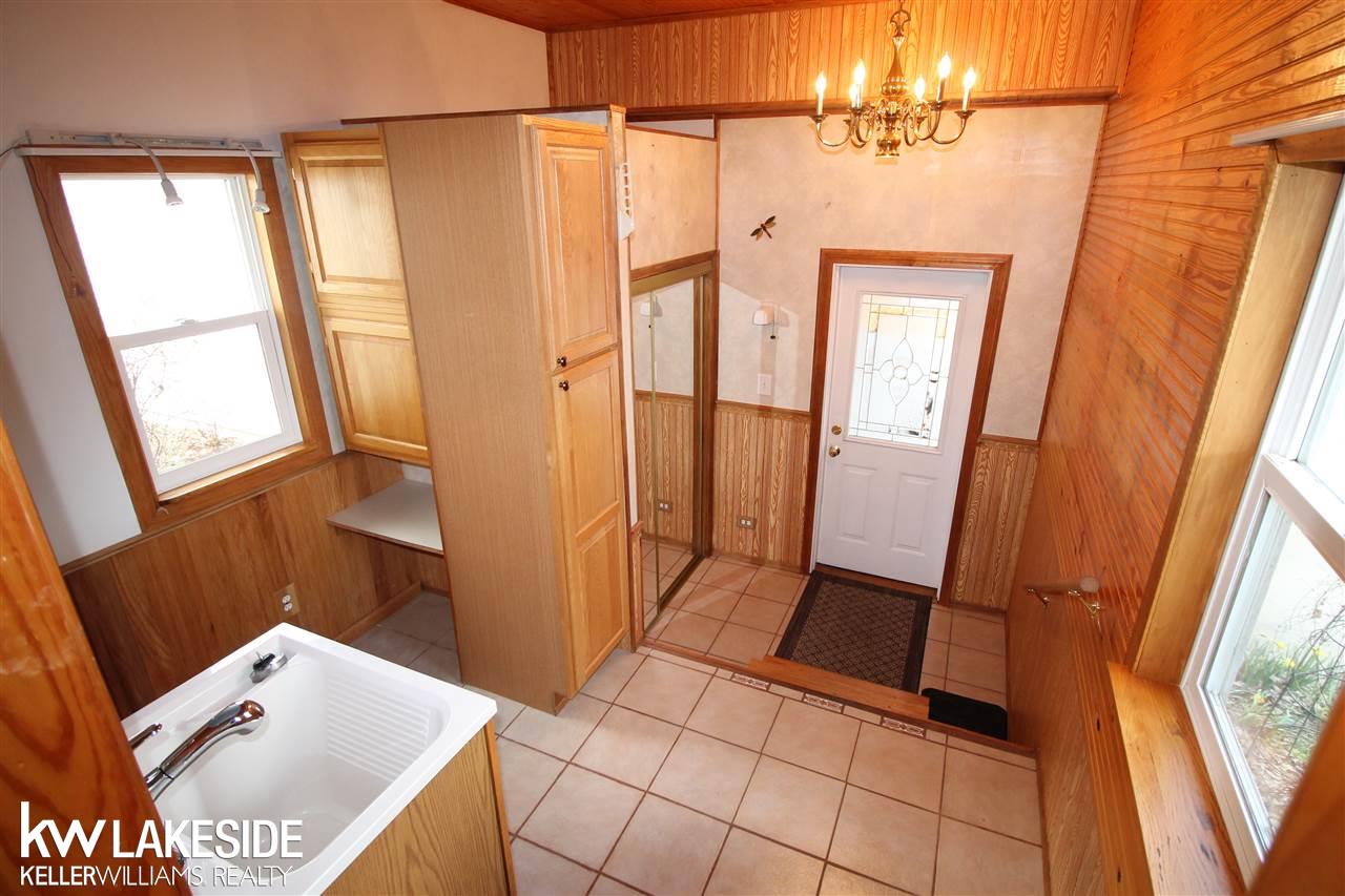 3874 Southeast County Line Road St. Louis, MI 48880 - Photo 5 of 44