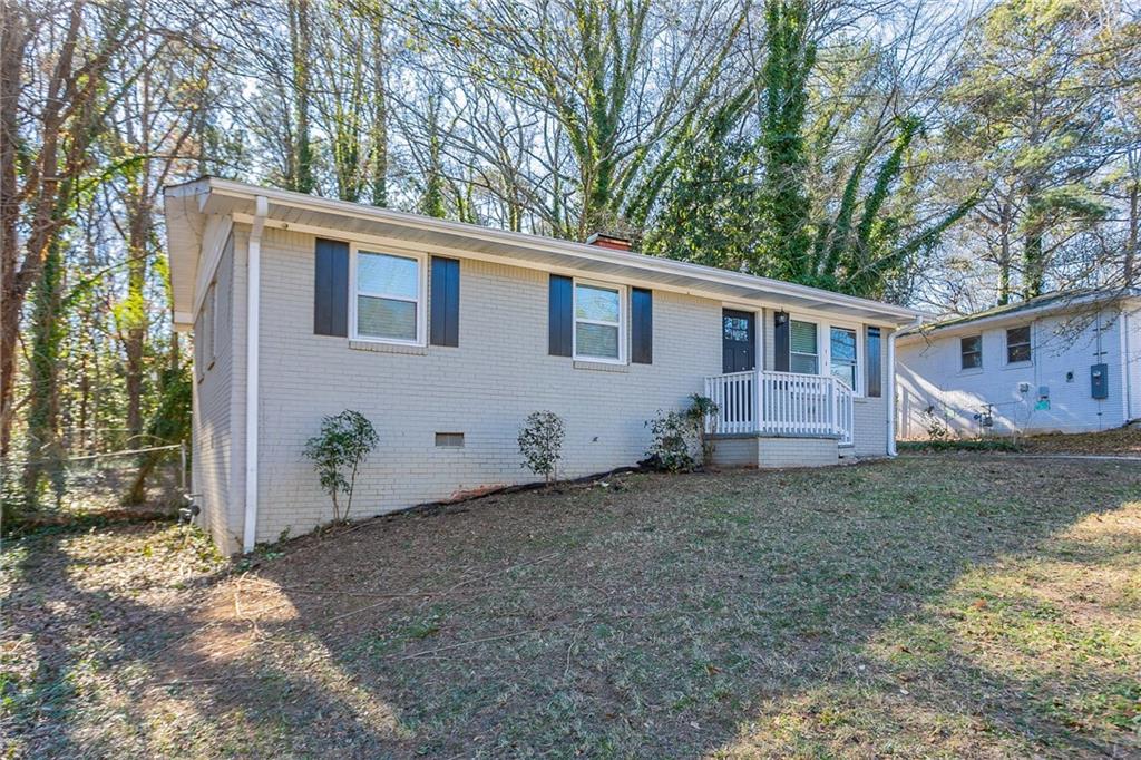 3578 Adkins Road Northwest Atlanta, GA 30331 - Photo 3 of 25